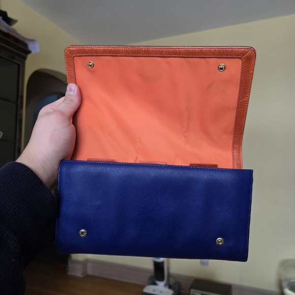 Tory Burch Robinson Blue Leather Envelope Wallet - Picture 2 of 7